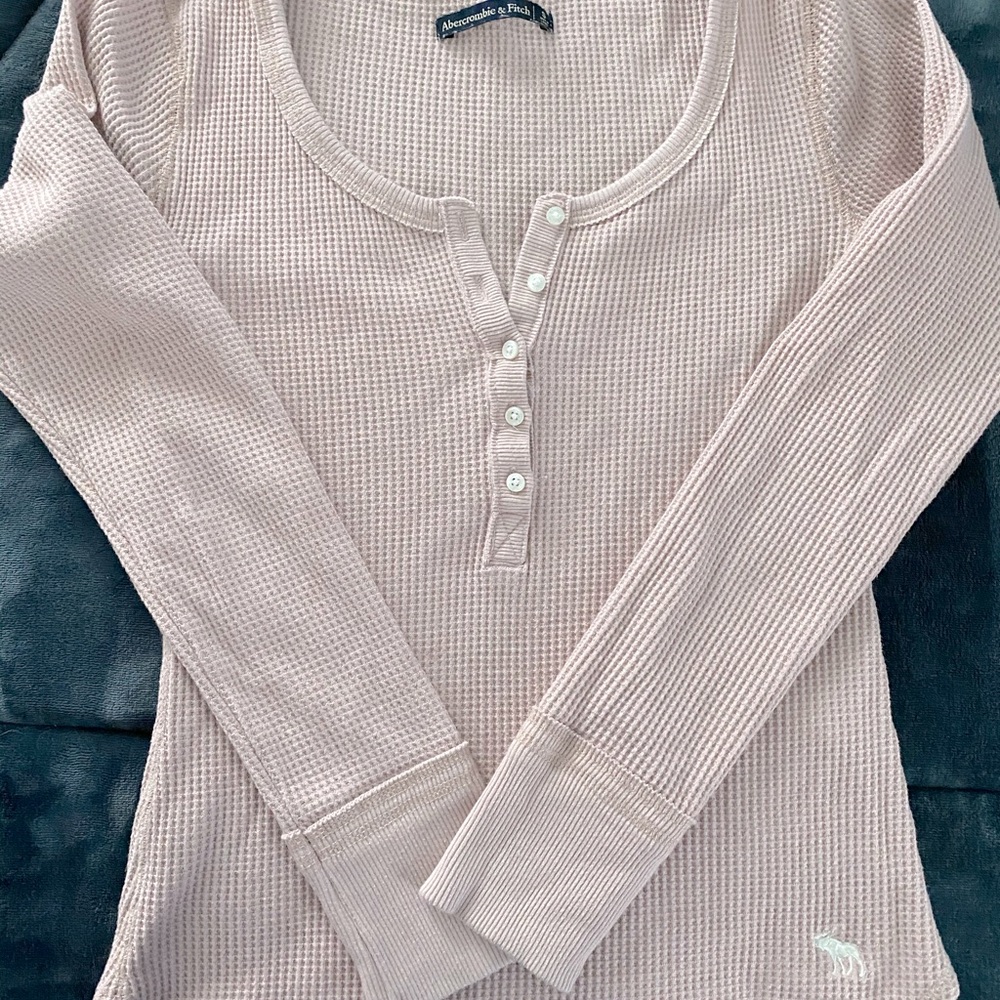 Light pink thermal shirt